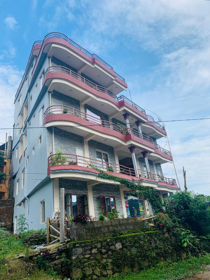 Hotel October Inn Pokhara Dış mekan fotoğraf