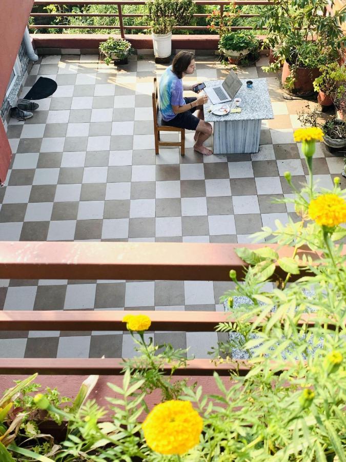 Hotel October Inn Pokhara Dış mekan fotoğraf