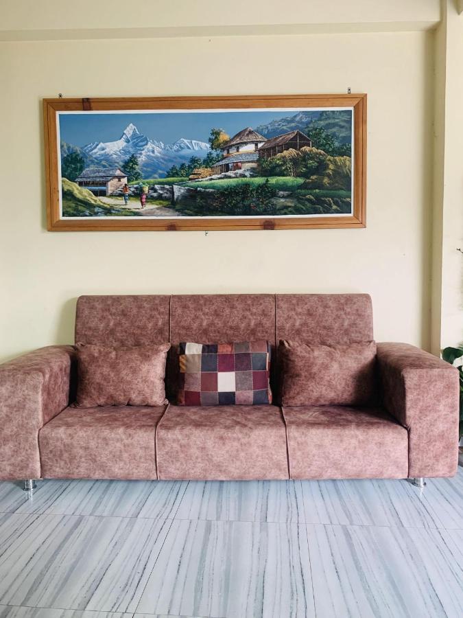 Hotel October Inn Pokhara Dış mekan fotoğraf