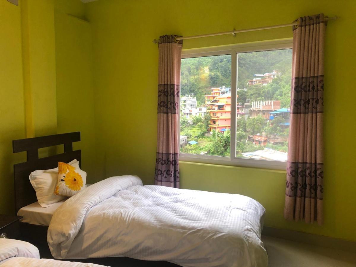 Hotel October Inn Pokhara Dış mekan fotoğraf